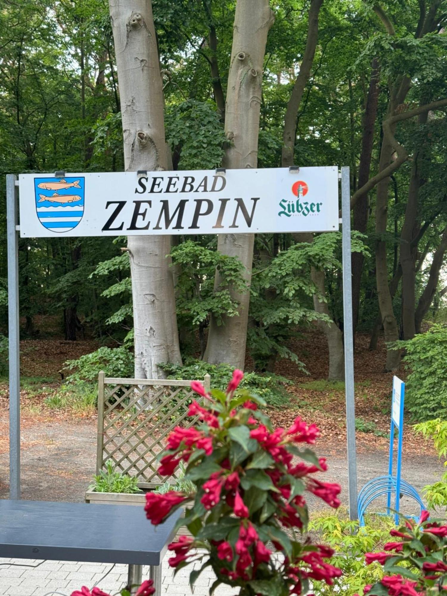 Ferienwohnung Moewe Mit Balkon, Nur 200M Bis Zum Strand Zempin Εξωτερικό φωτογραφία
